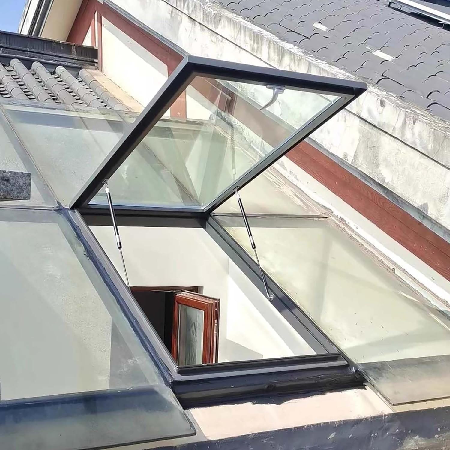 custom skylight window review,should I buy custom skylight window,custom skylight vs standard skylight,custom skylight pros cons,custom skylight worth buying,best custom skylight - detailed features and technical specifications