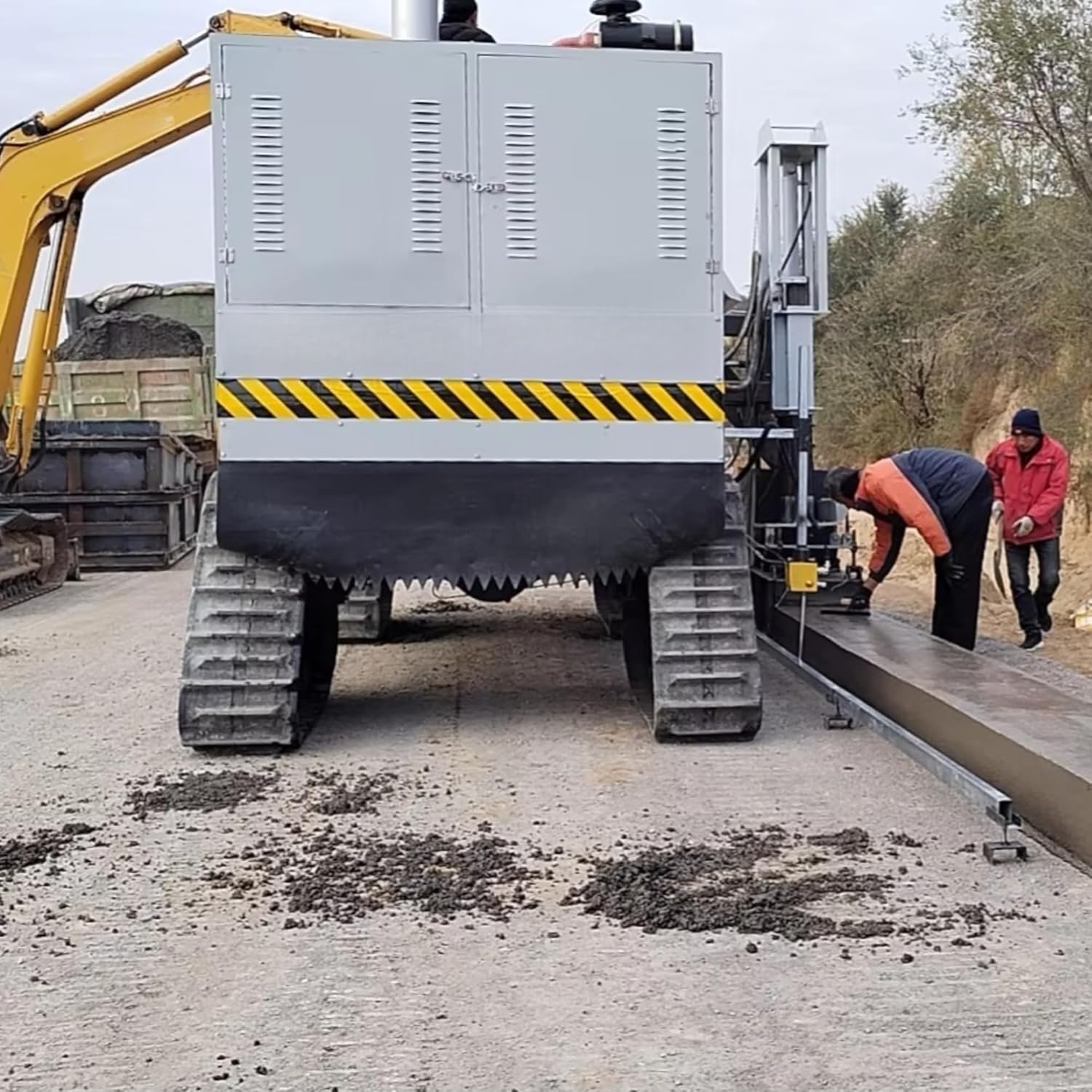 Step-by-step guide for automatic slipform curb paver,stringless curb machine,GPS concrete curb machine,slipform curb paver pros cons,best curb paving equipment,heavy duty automatic curb machine worth buying - complete tutorial