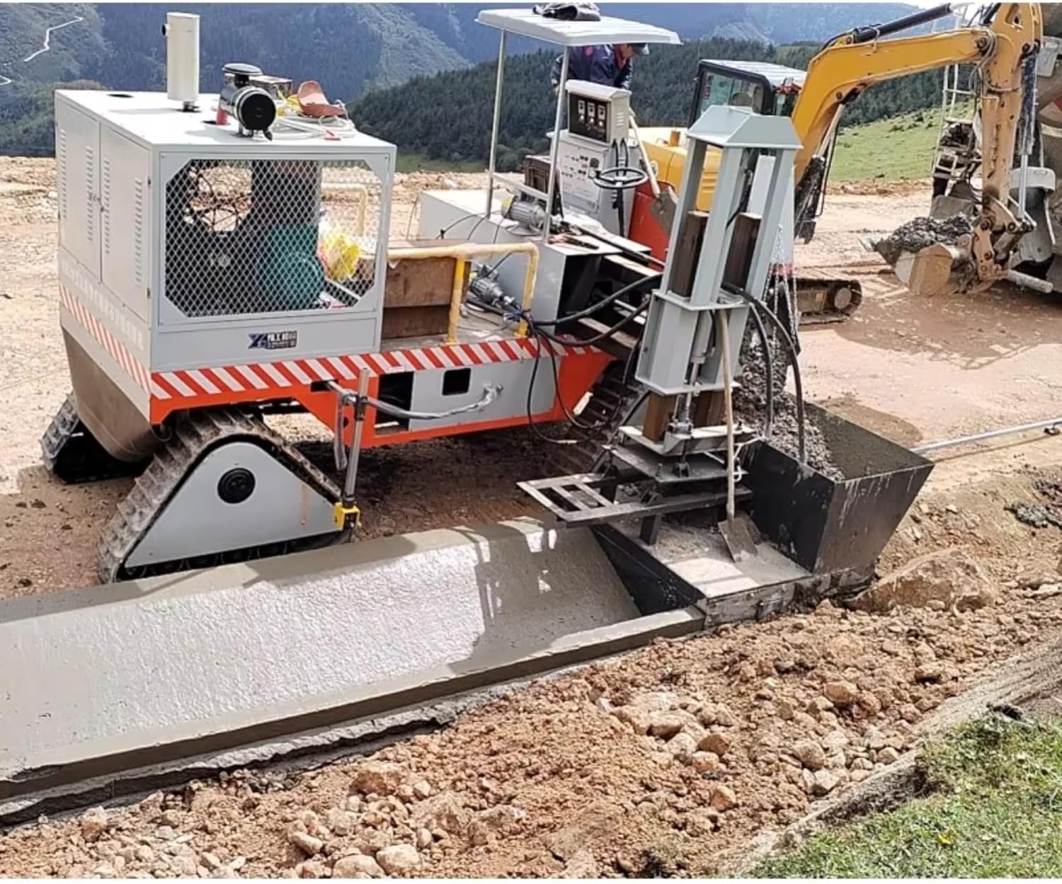 buy concrete curb slipform machine, concrete curb paving machine pros cons, tracked curb and gutter paver review, should i buy a hydraulic curb machine, best concrete curb equipment for contractors, all terrain curb paver vs alternatives performance testing and real-world results